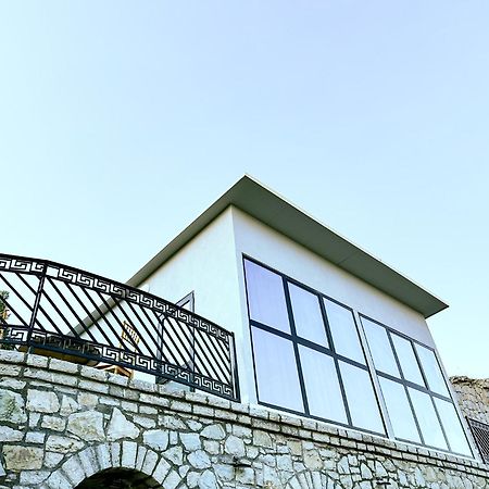 Hotel Iliria Canaj ภายนอก รูปภาพ