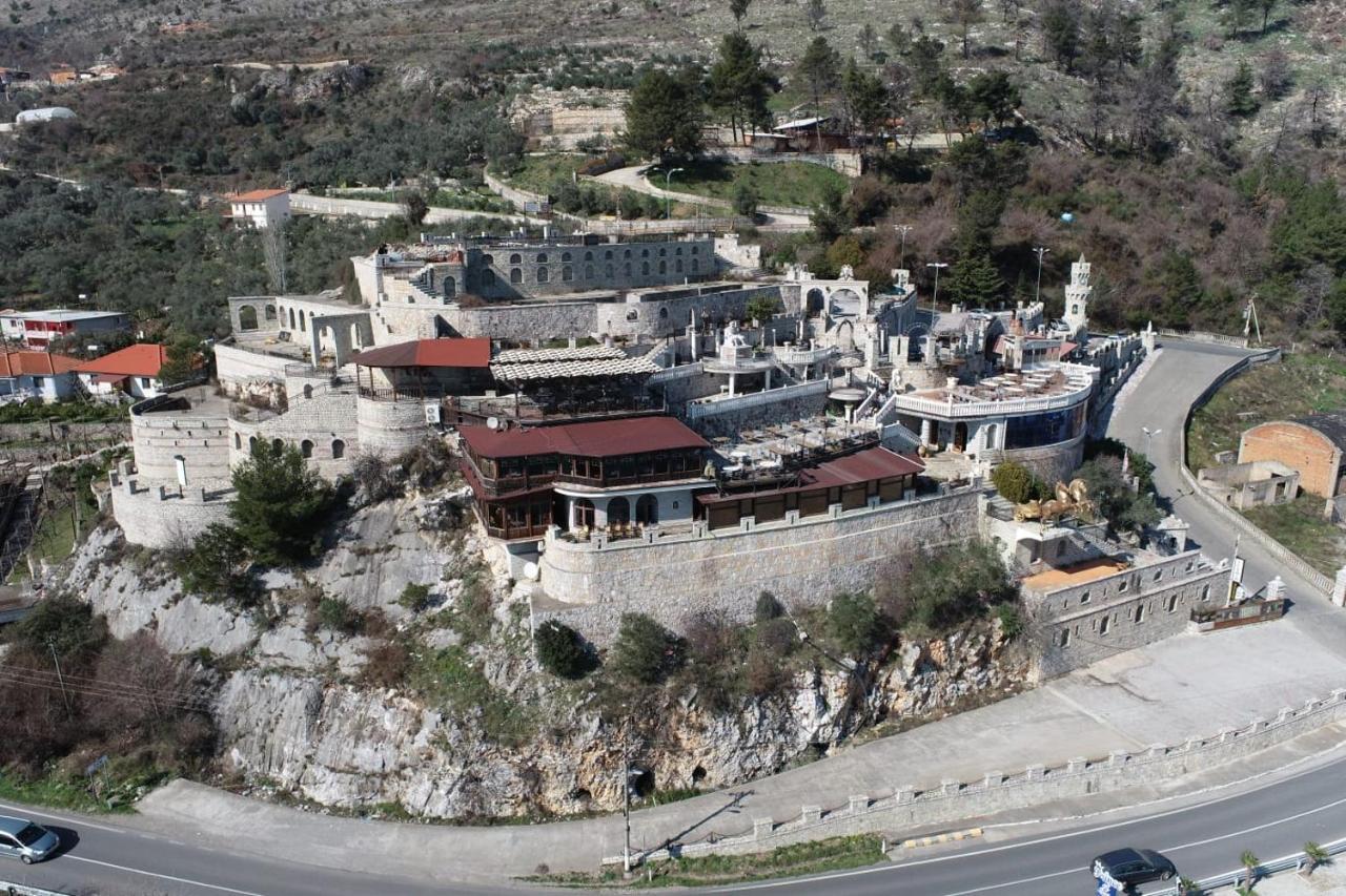 Hotel Iliria Canaj ภายนอก รูปภาพ