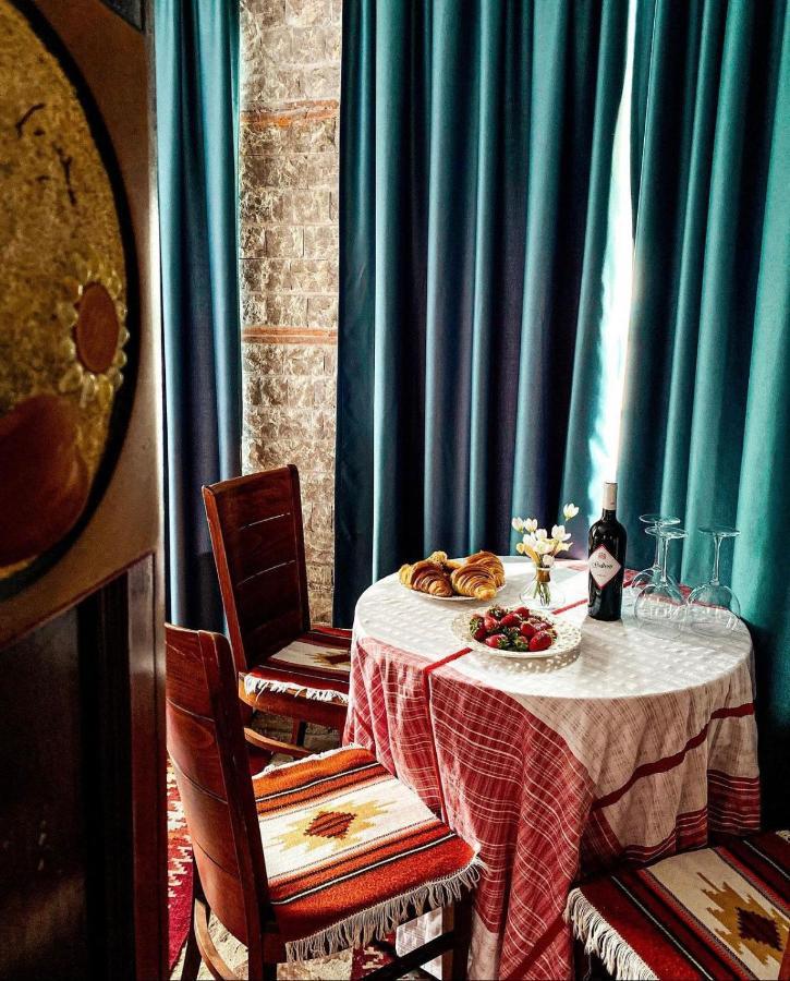 Hotel Iliria Canaj ภายนอก รูปภาพ