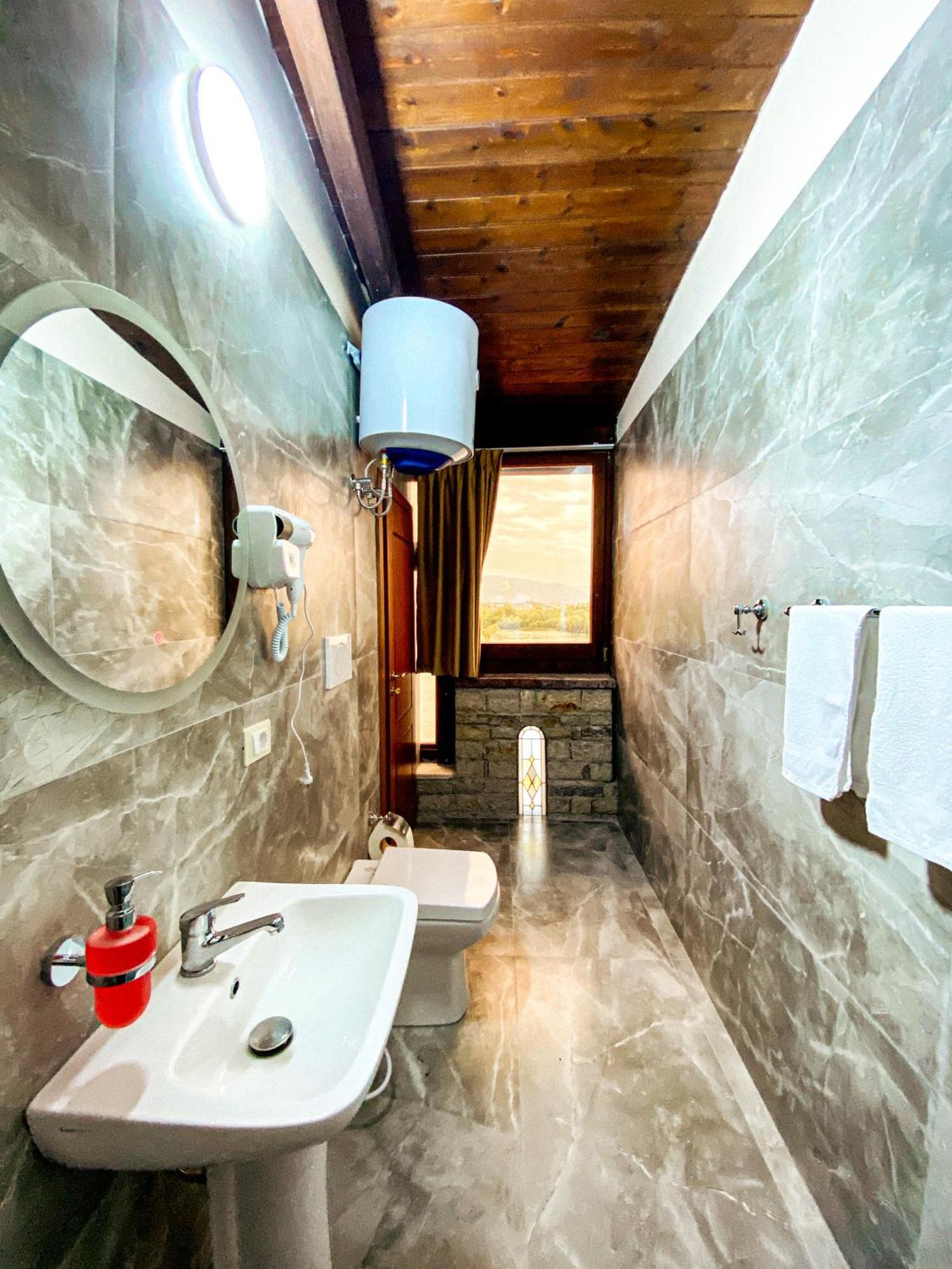 Hotel Iliria Canaj ห้อง รูปภาพ
